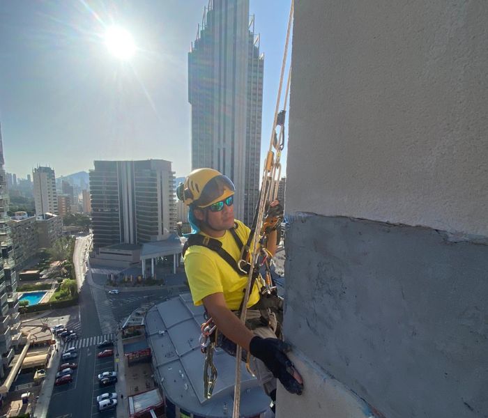trabajos verticales en fachadas benidorm